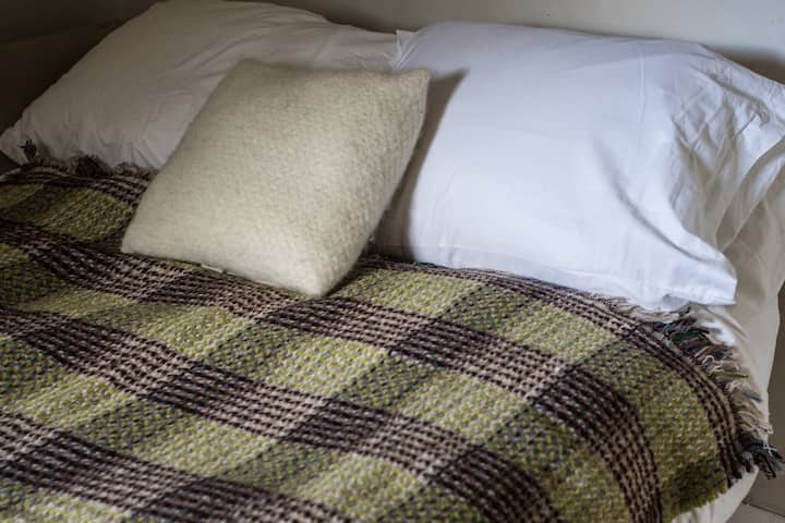 Such a cosy bedroom....