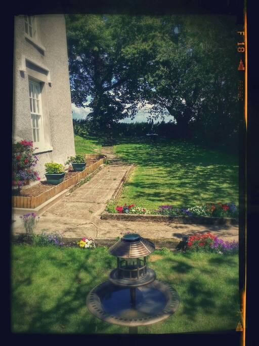 Garden area with seating. Also bbq on request.