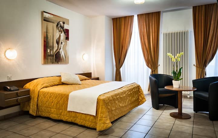 Hotel dell'Angelo Piazza Grande, Double B
