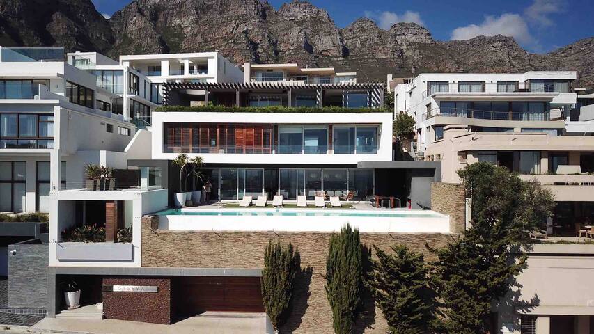 22 Geneva Camps Bay -solar back up system- OWNER gallery image 2