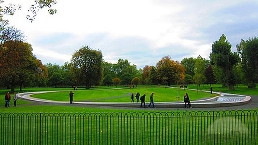 Mid Term 90+ Days Knightsbridge Garden Square gallery image 5