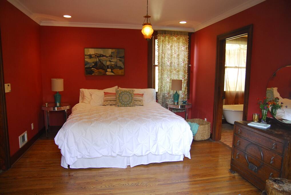 Private guest sweet, separate entrance