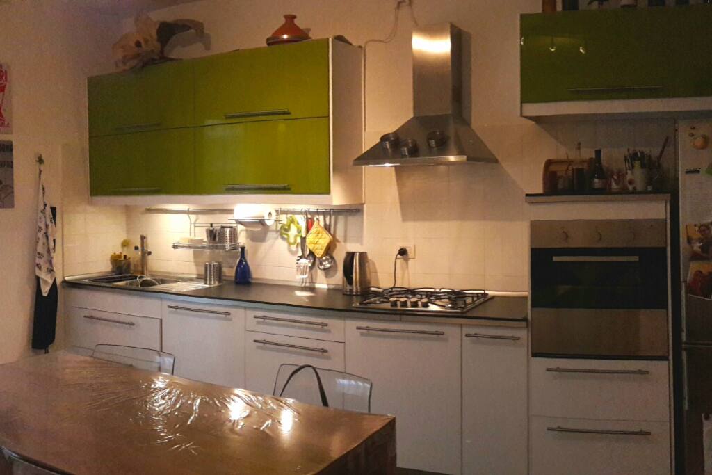 kitchen (living room)