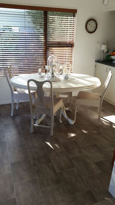 Sunny Dining area