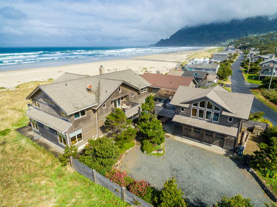 Aerial view of Holliday House
