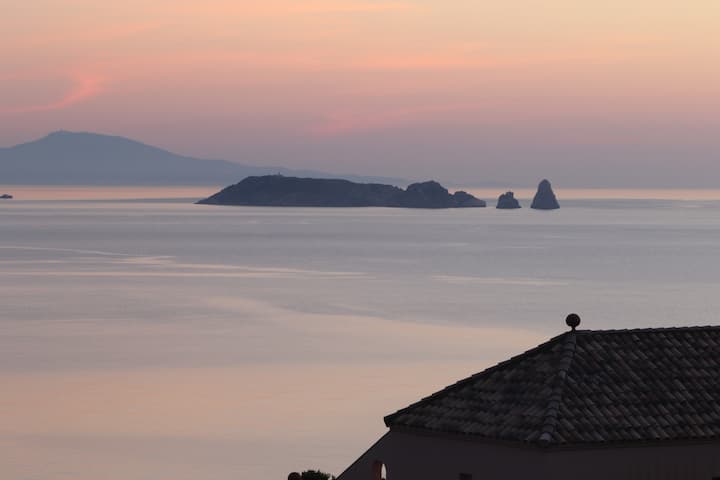 Luxurious |Sea-views |Beach walking distance |Golf