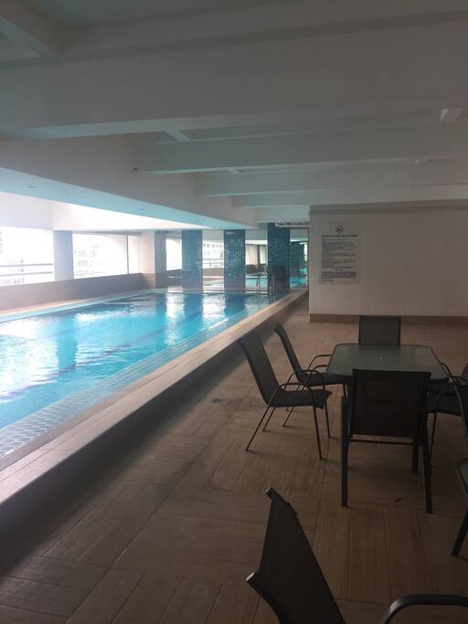 Rooftop lap pool with a thrilling view of the city, private and relaxing!