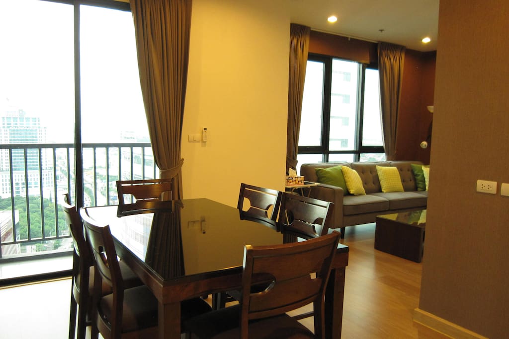 Dining & living area