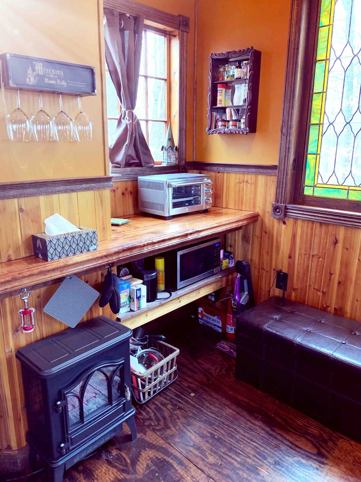 Kitchenette area
