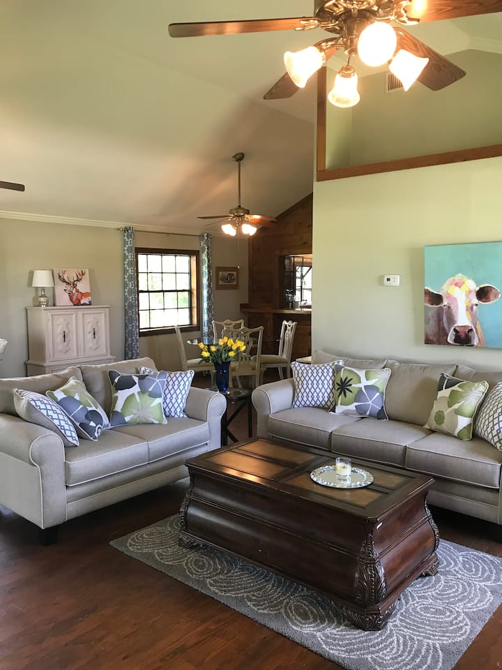 Navasota Vacation Rentals & Homes Texas, United States Airbnb