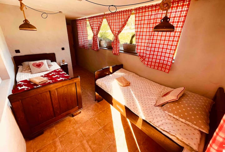 Dhomë gjumi 2