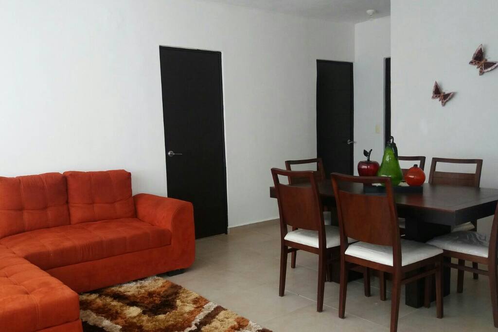 sala comedor con sofa cama