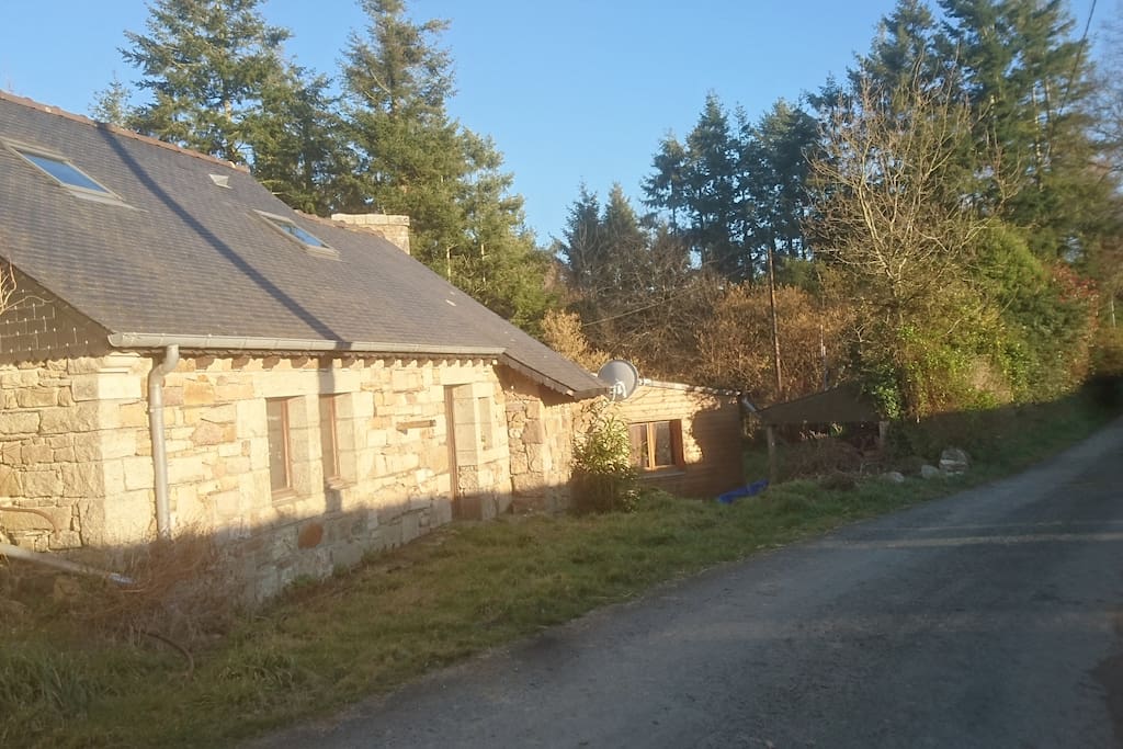 maison en pierre lumineuse