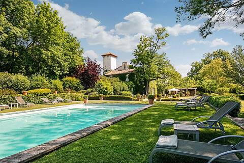 Le Chateau d'Avignon