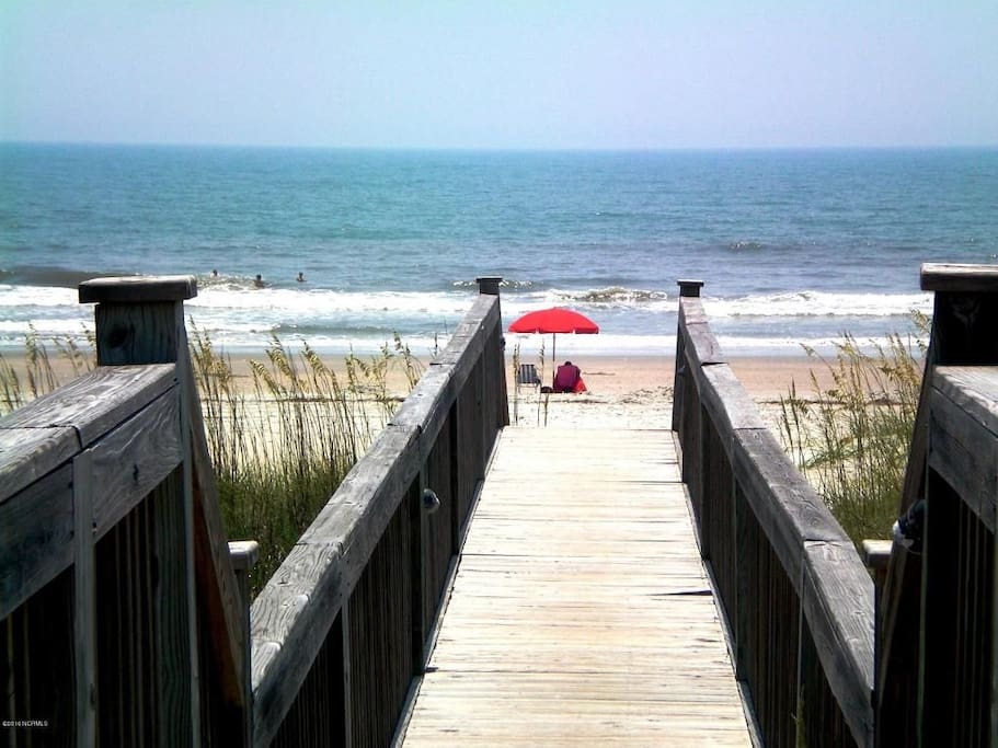 2017: Sunset Beach is ranked number 4 on National Geographic’s “21 Best Beaches in the World” list