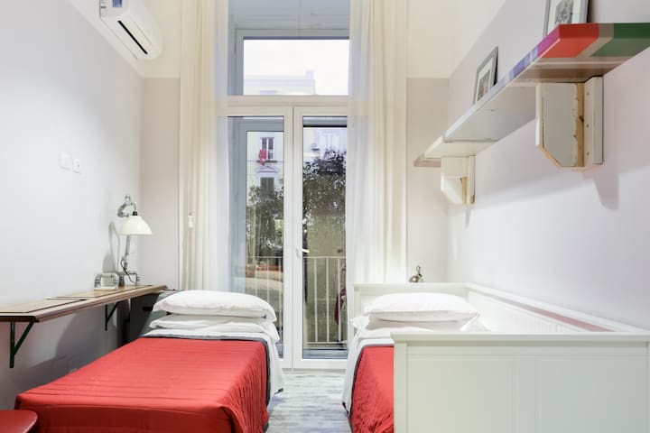 The Bellini Beauty: entire boutique hotel, 6 rooms gallery image 3