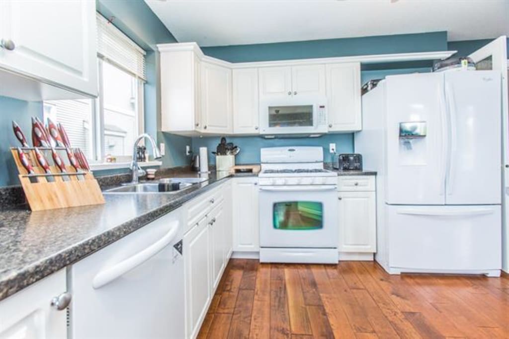 Minimalistic and functional kitchen