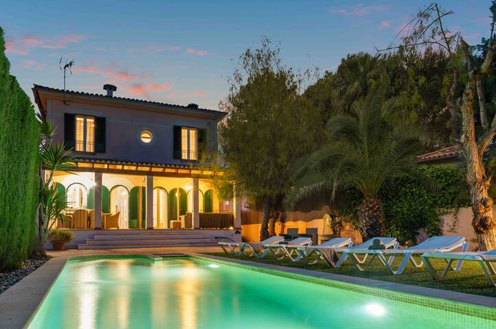 Cozy Villa Playa Felostal near beach and airport