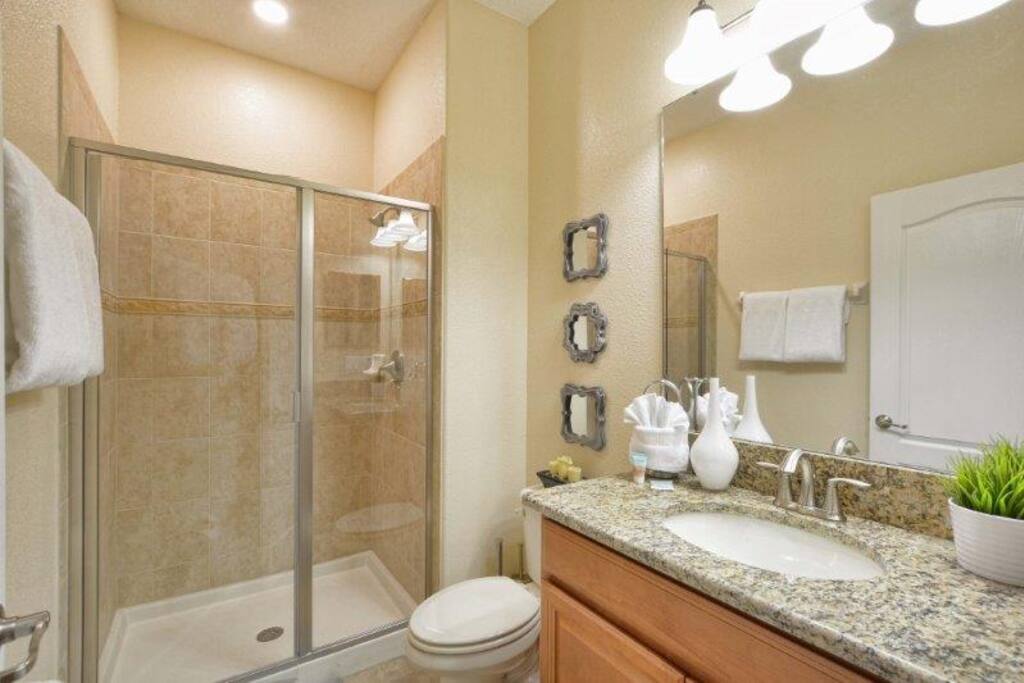 DOWNSTAIRS BATHROOM