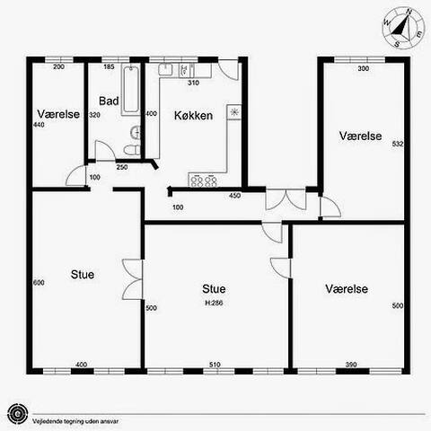 Central, spacious, cosy Scandinavian apartment gallery image 2