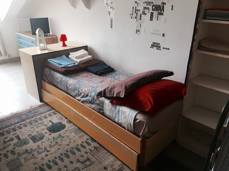 Main bed