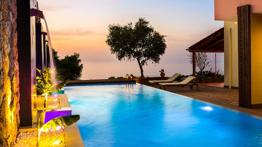 Casa Di Goya – A magical hilltop retreat gallery image 4