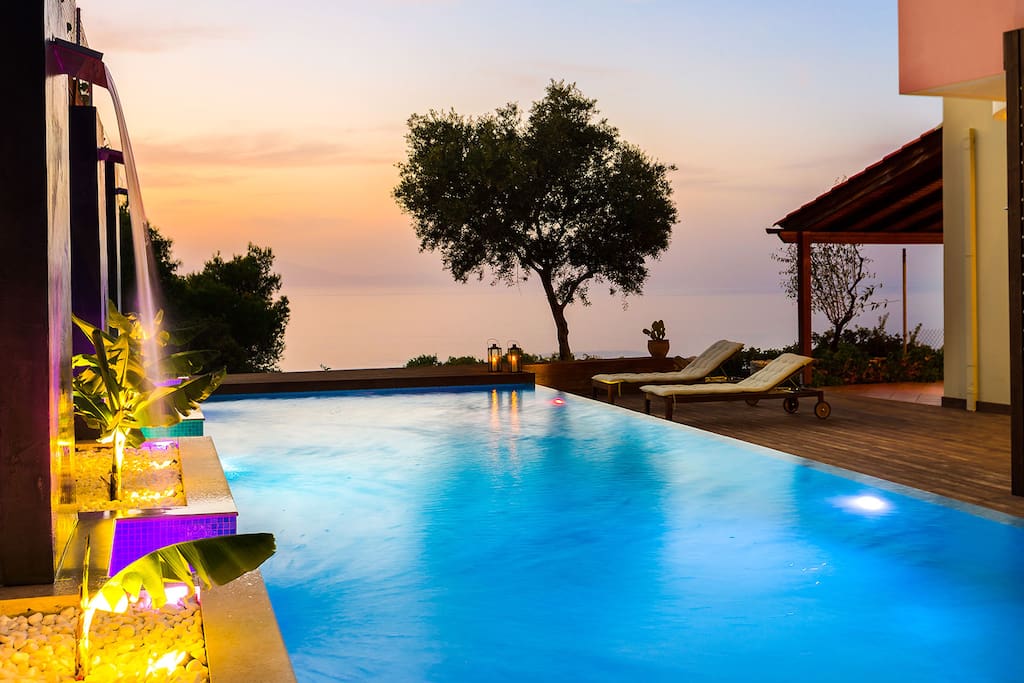 Quiet wild beauty and full privacy in all outdoor areas