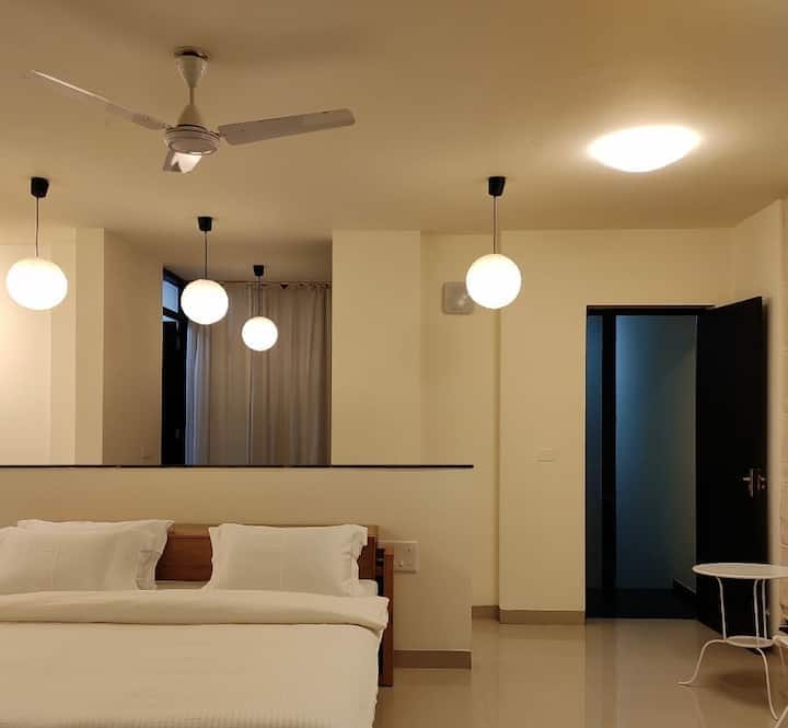 Bedroom 2 image 2