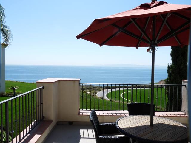 TERRANEA 3BR OCEANFRNT CASITA 200s Full Amenities! gallery image 3
