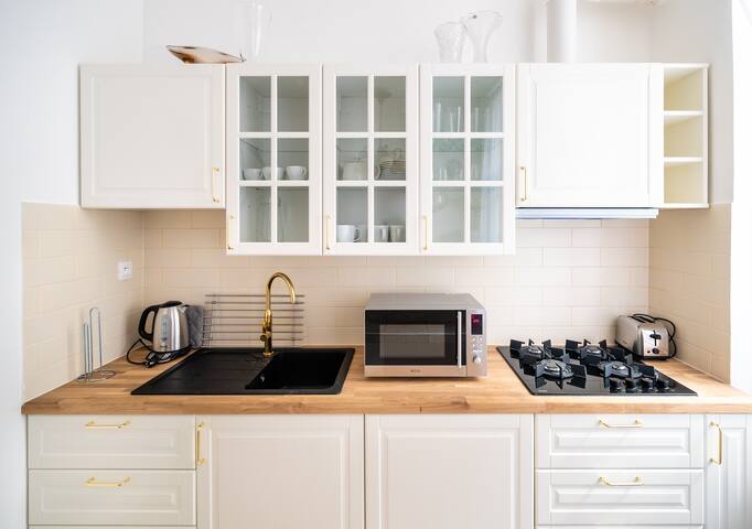 Old Town | Luxurious Kafka family APT gallery image 5