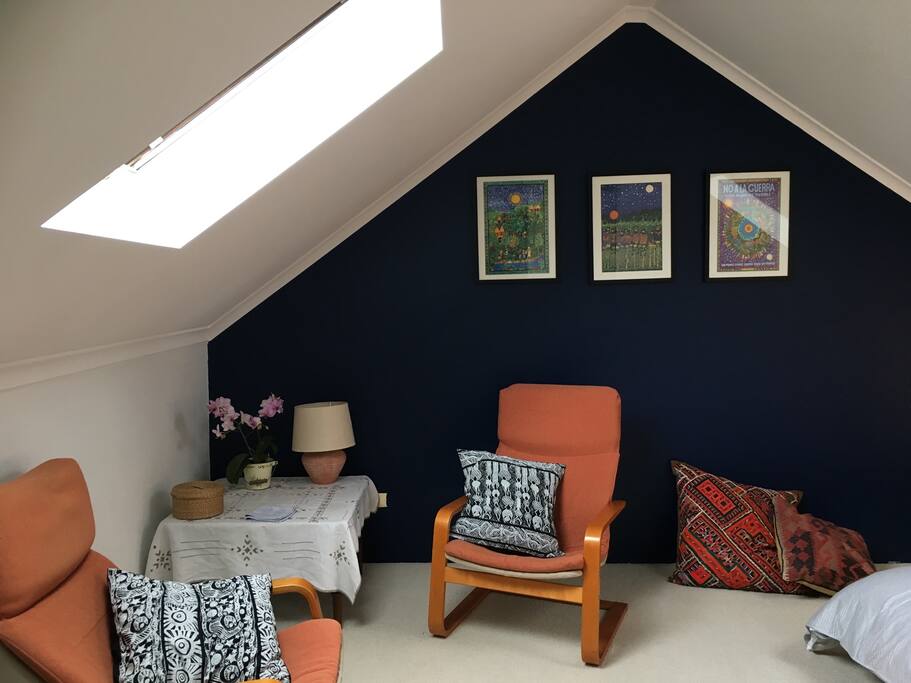 Space in your room for a quiet cuppa, chill out and enjoy your Balmain stay.