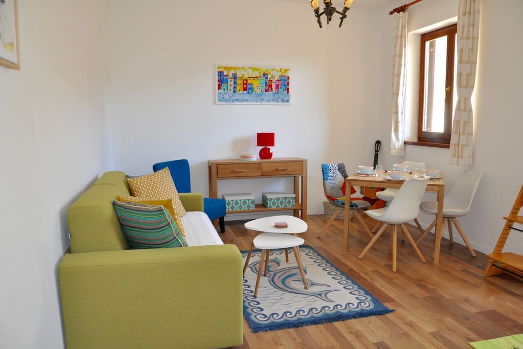 Living room.