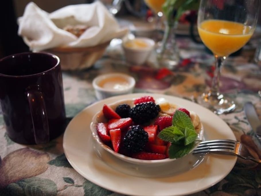Fresh fruit and home made coffee cakes!
