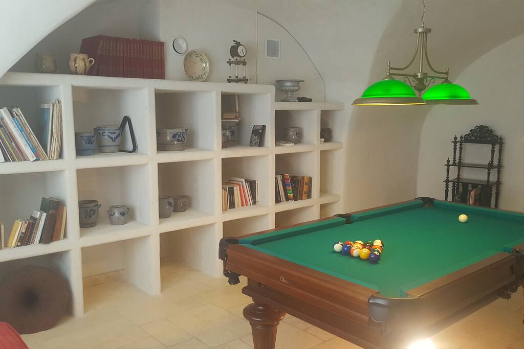 SALLE DE BILLARD
