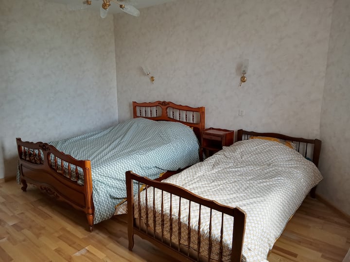 غرفة النوم 2