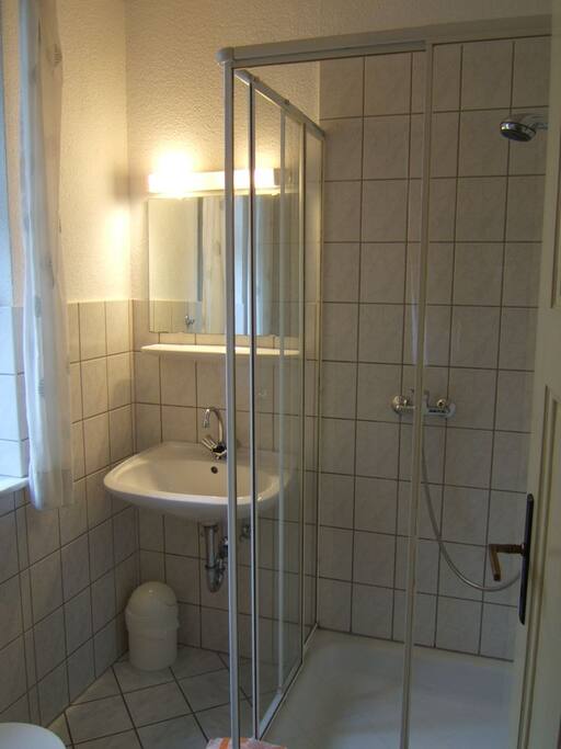 Das Bad zum Zimmer