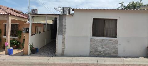 Confortable casa en ciudadela privada