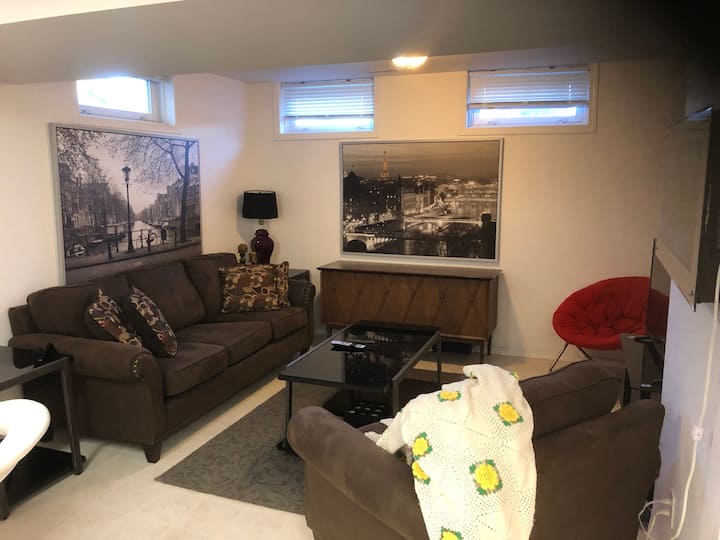 Redcliff Holiday Rentals & Homes Alberta, Canada Airbnb