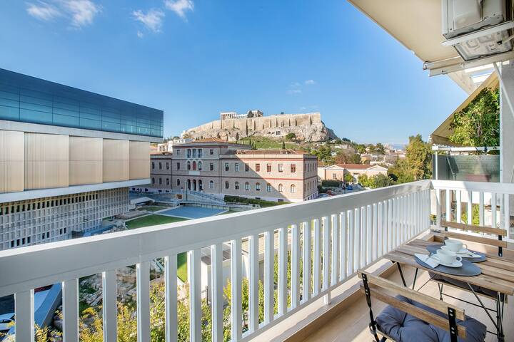 Modern flat in the grounds of Acropolis monuments gallery image 3