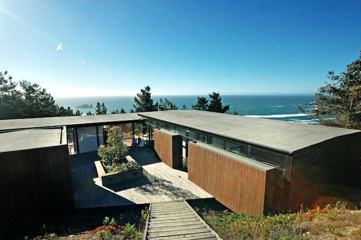 Beach House in Windsurfer's Heaven