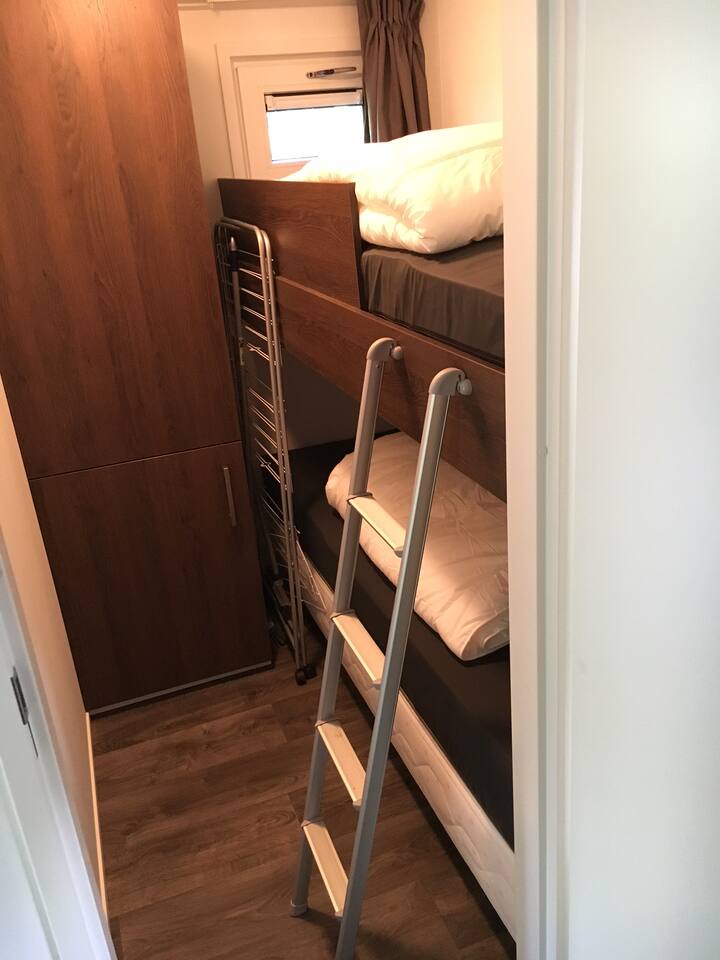 Chambre avec lit superposé