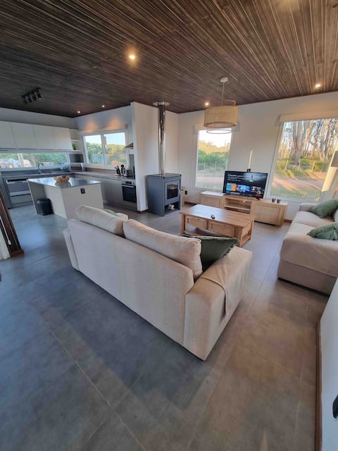 Airbnb con mejor rendimiento: Spectacular house! en Piriápolis