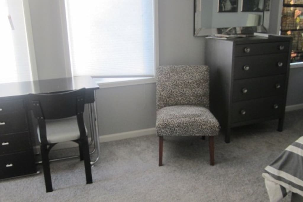 Quiet stay bedroom