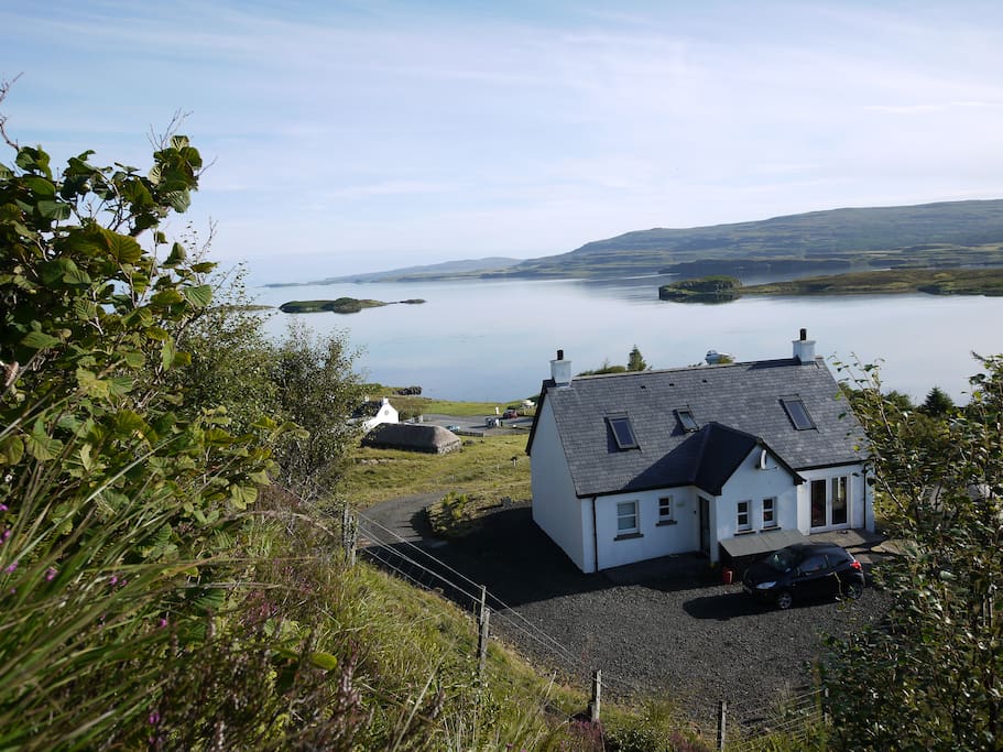 Luxury cottage, Isle of Skye Houses for Rent in Colbost, United Kingdom