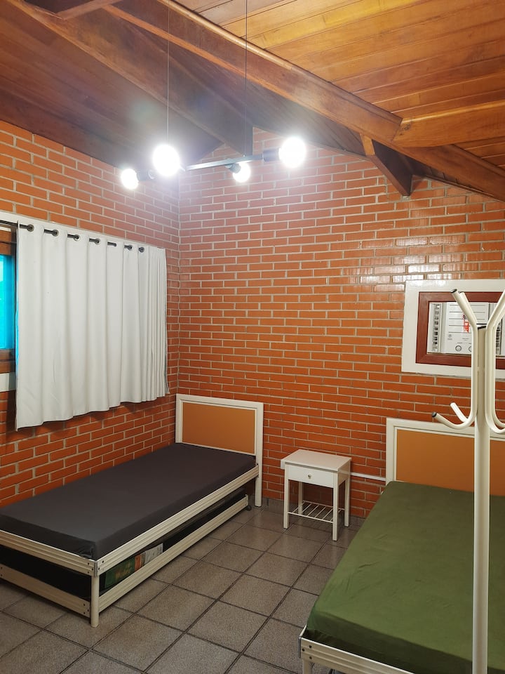 غرفة الميزانين 2 - 3 أسرّة