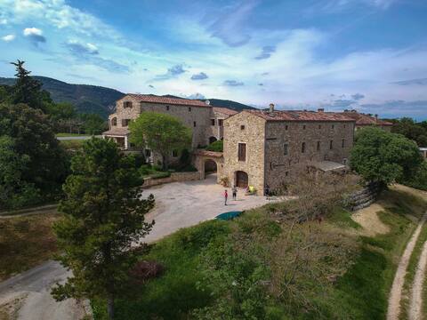 Large accommodation Groupe Sud Ardeche