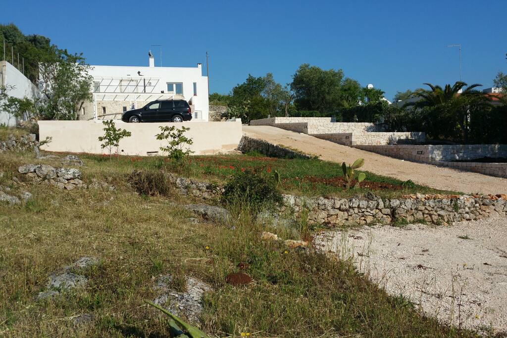 area giardino e parheggio