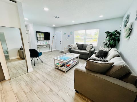 Top performing Airbnb: Palm Oasis | Heated Pool | Near Beaches in St. Petersburg / Clearwater