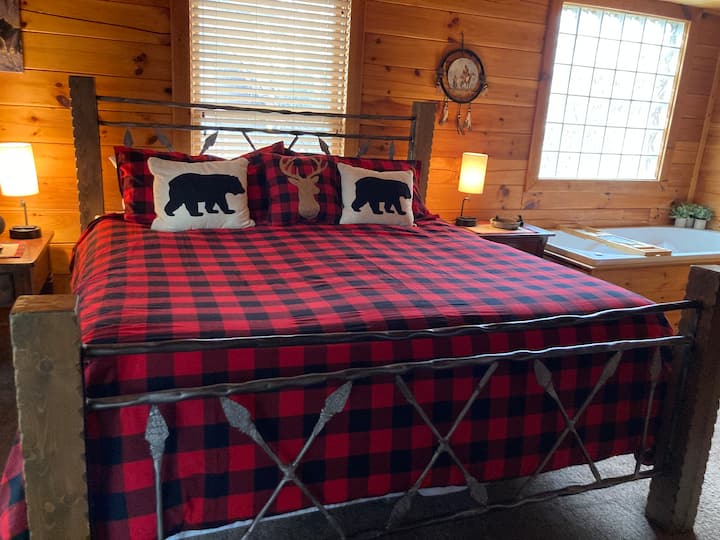 King Size bed (updated bedding) 