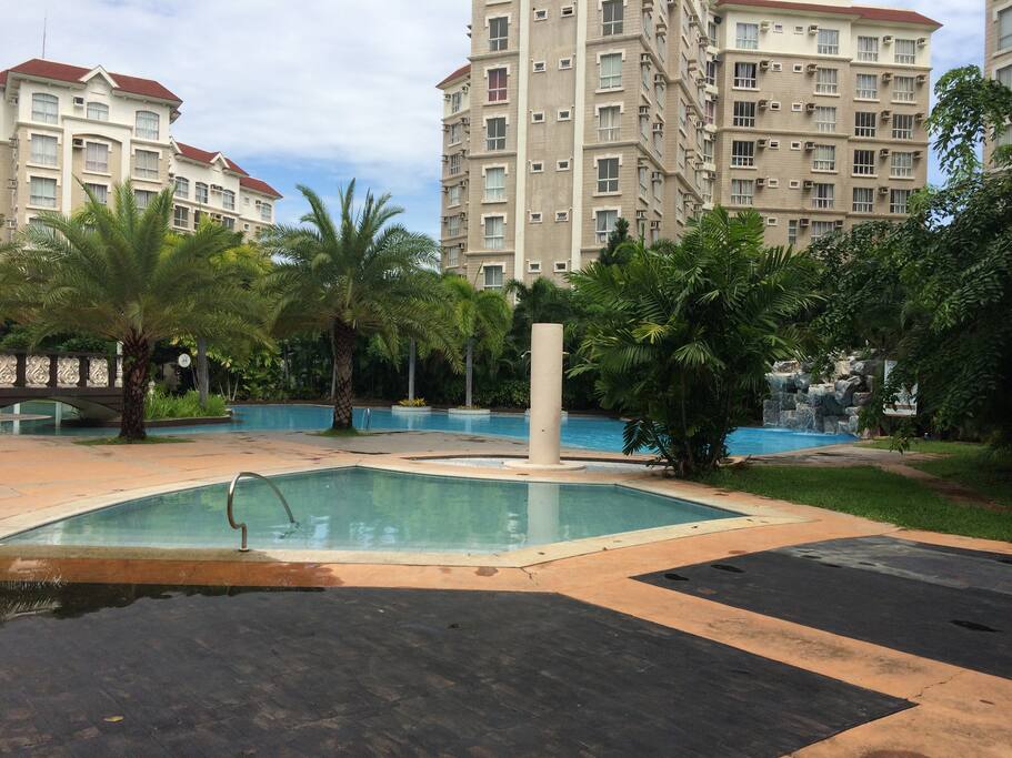 Lakefront Presidio Muntinlupa Condominiums for Rent in Muntinlupa